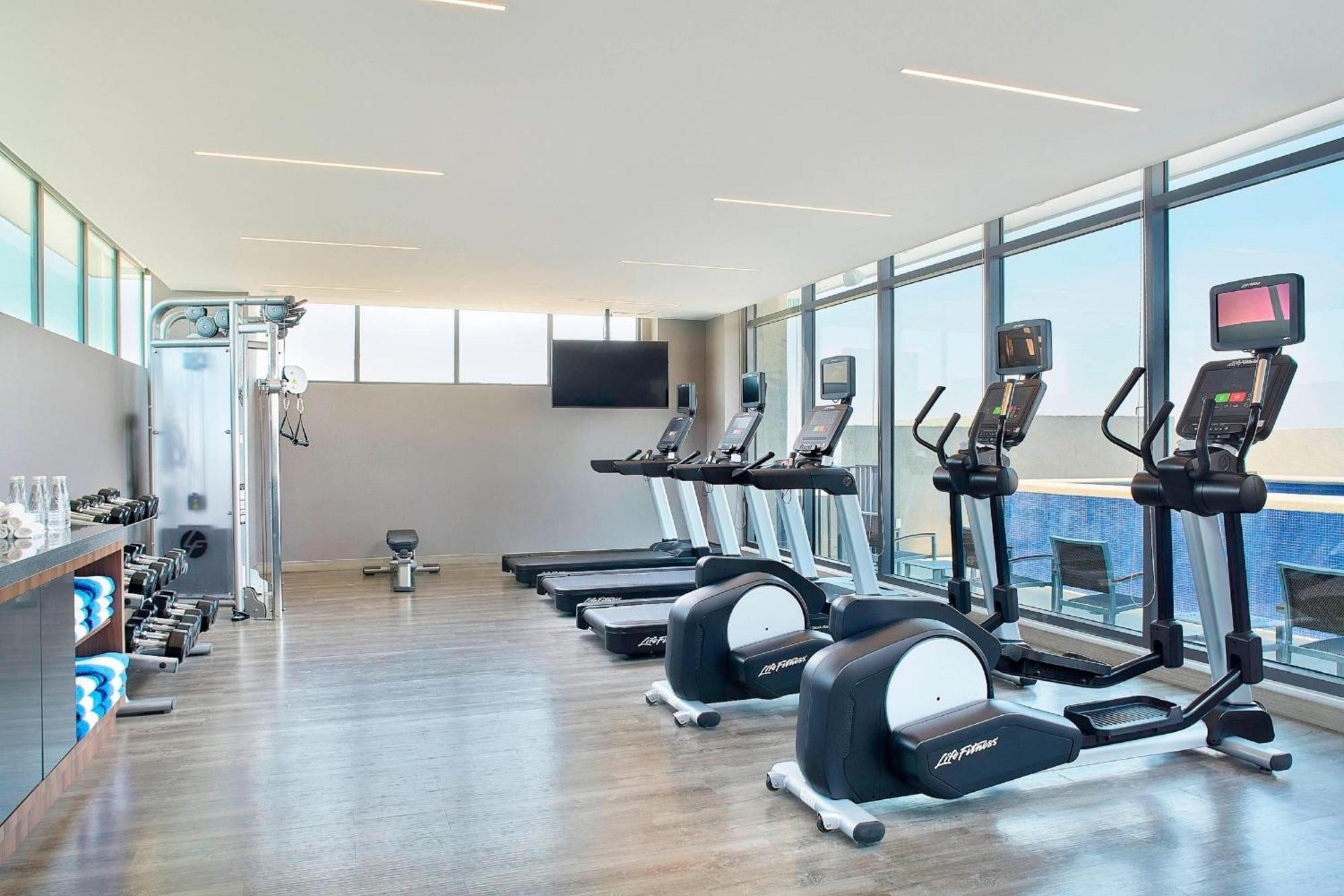 Hotel Fairfield & By Marriott 4*